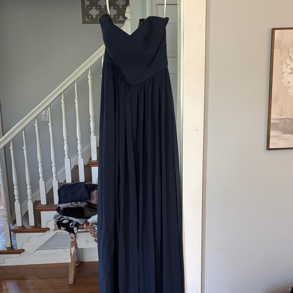 Elegant Navy Blue Evening Gown